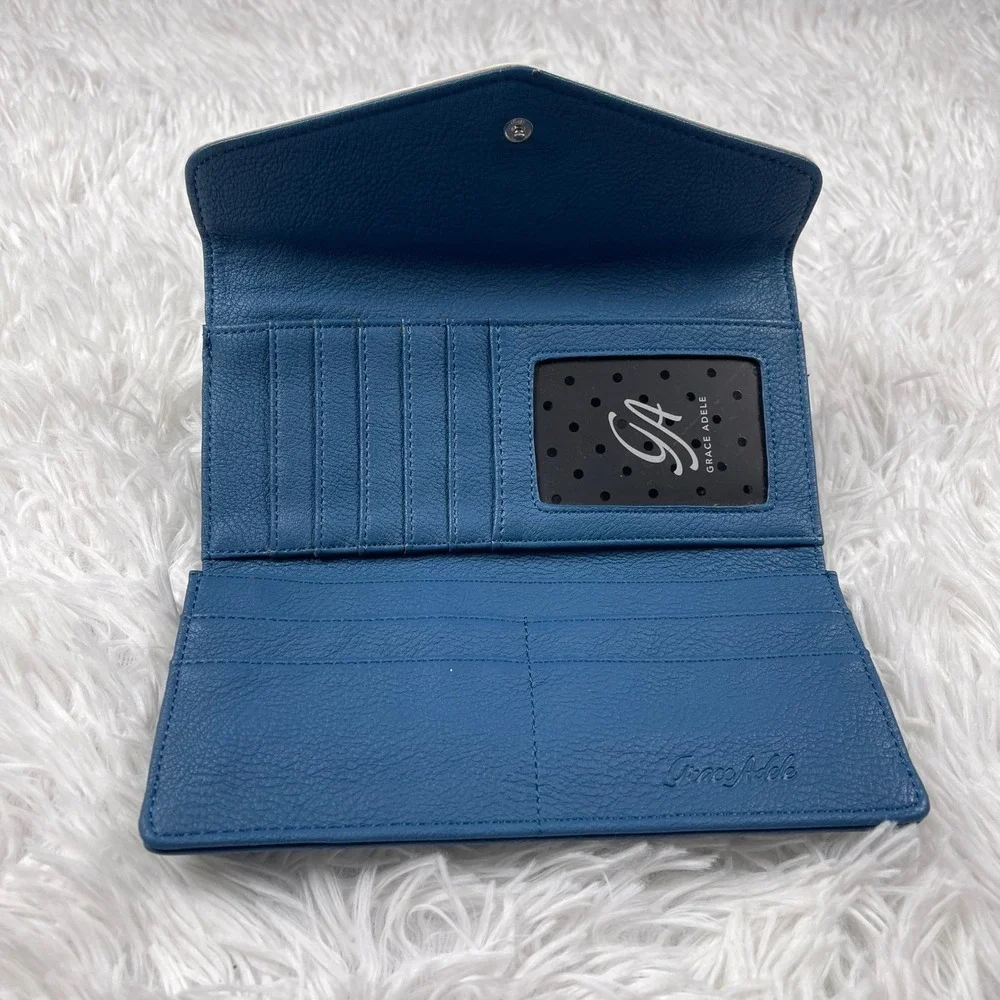 Grace Adele‎ Blue Color Block Pebbled Faux Leather Clutch Wallet Snap Closure